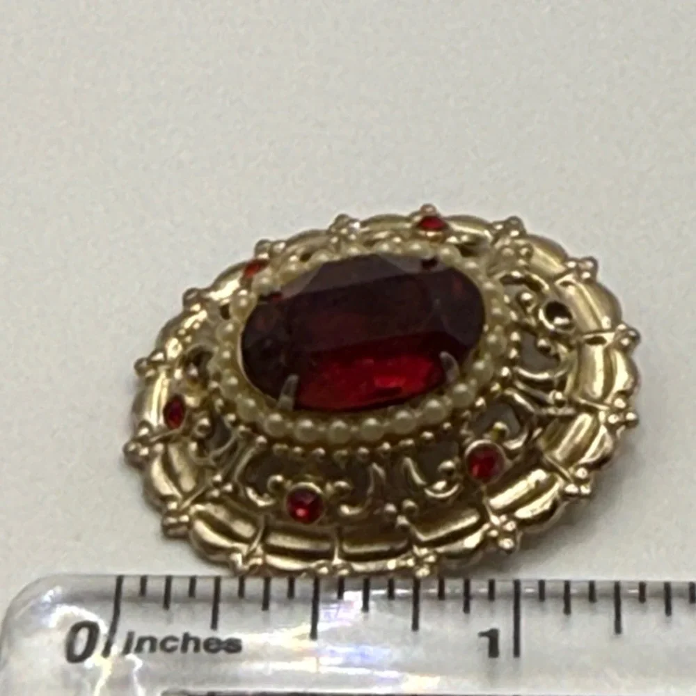 Vintage Coro Ruby Red Glass Faux Pearl Gold Tone Filigree Oval Brooch Pin